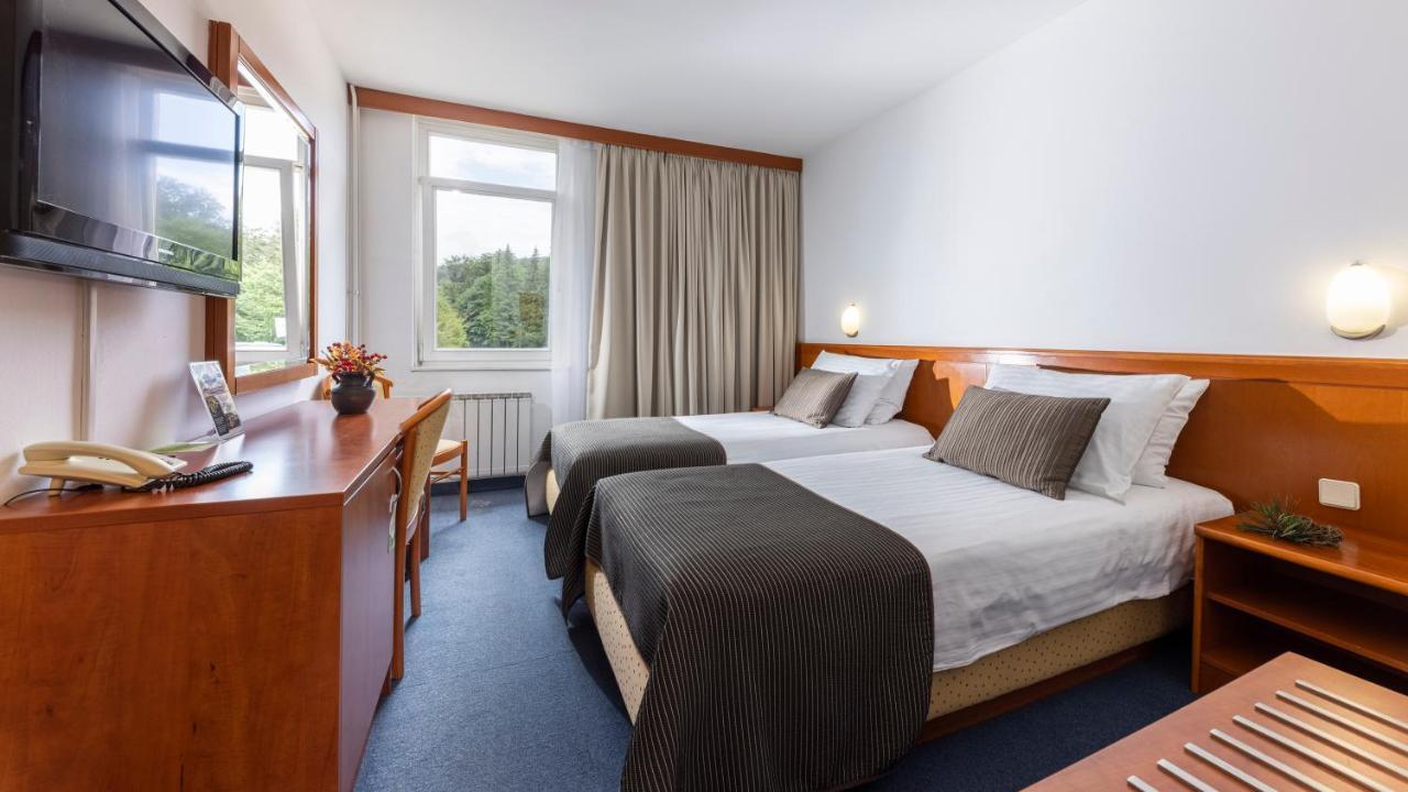 Hotel Jezero Plitvička Jezera Eksteriør bilde