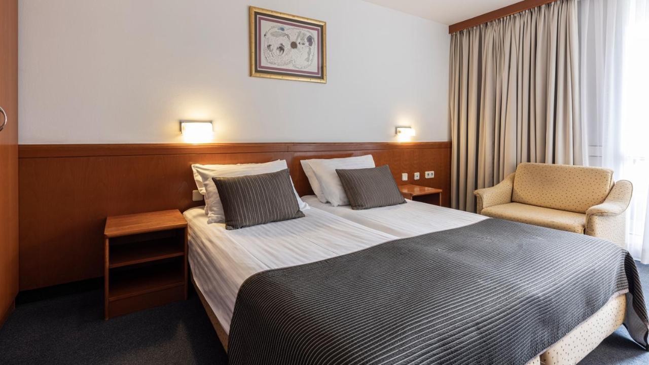 Hotel Jezero Plitvička Jezera Eksteriør bilde
