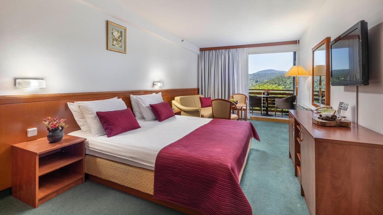 Hotel Jezero Plitvička Jezera Eksteriør bilde