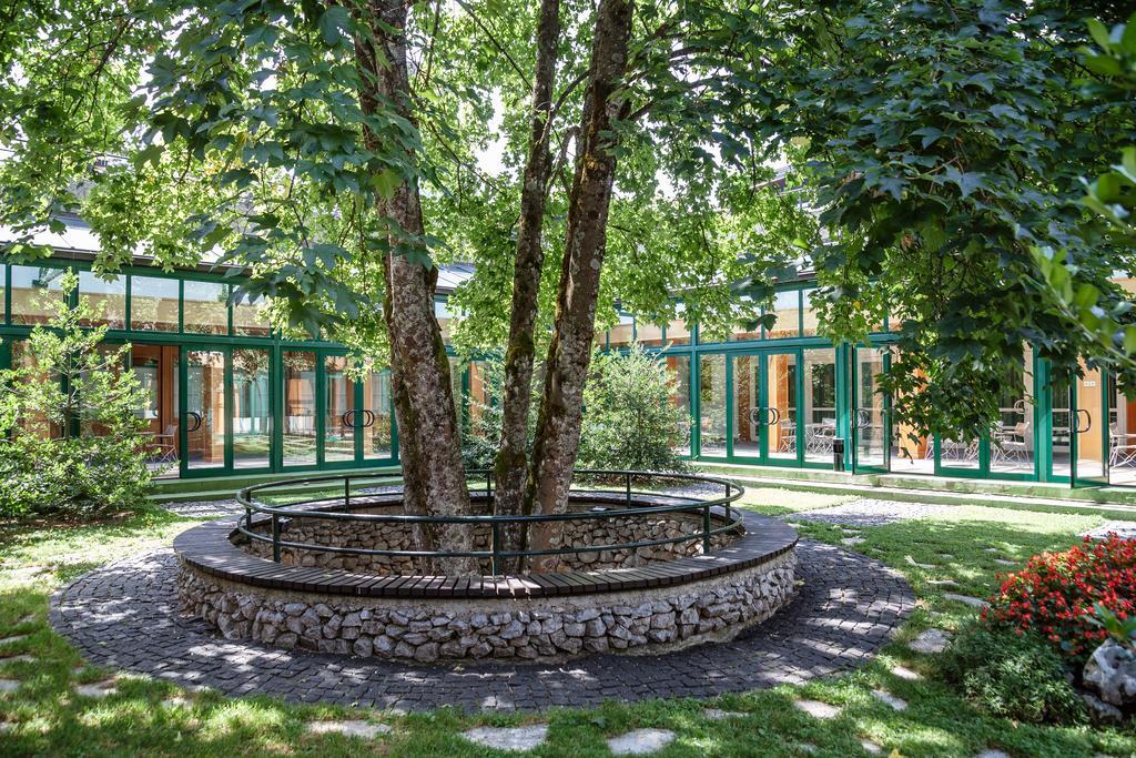 Hotel Jezero Plitvička Jezera Eksteriør bilde